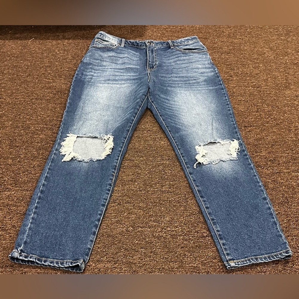 No Boundaries NOBO Blue Denim Distressed Jeans Womens Size 17